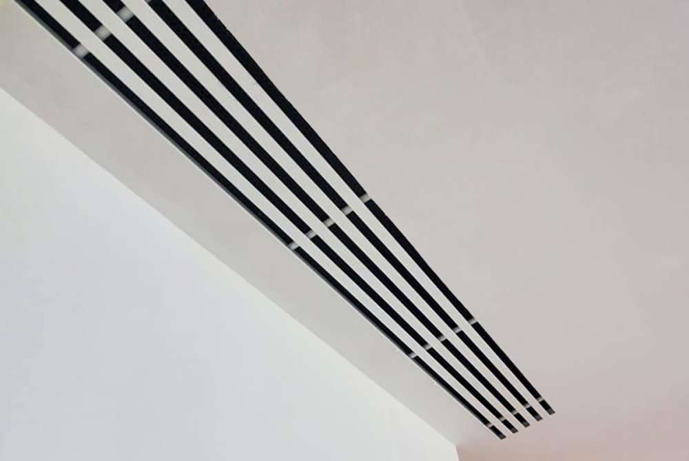 Щелевые решетки скрытого монтажа с шириной жалюзи 20 мм ARS-Line-T